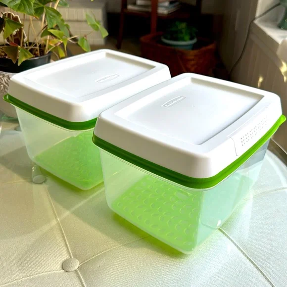 Set 2 Rubbermaid Fresh Works Produce Savers Vegetables Storage Bins Refrigerator - Picture 1 of 15